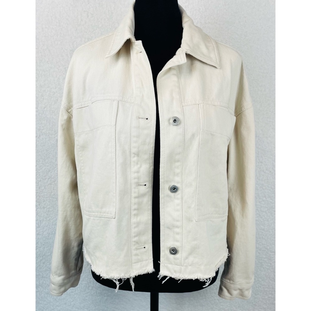 ZARA • Cream Cropped Frayed Hem Denim Jacket, XS - Picture 8 of 16